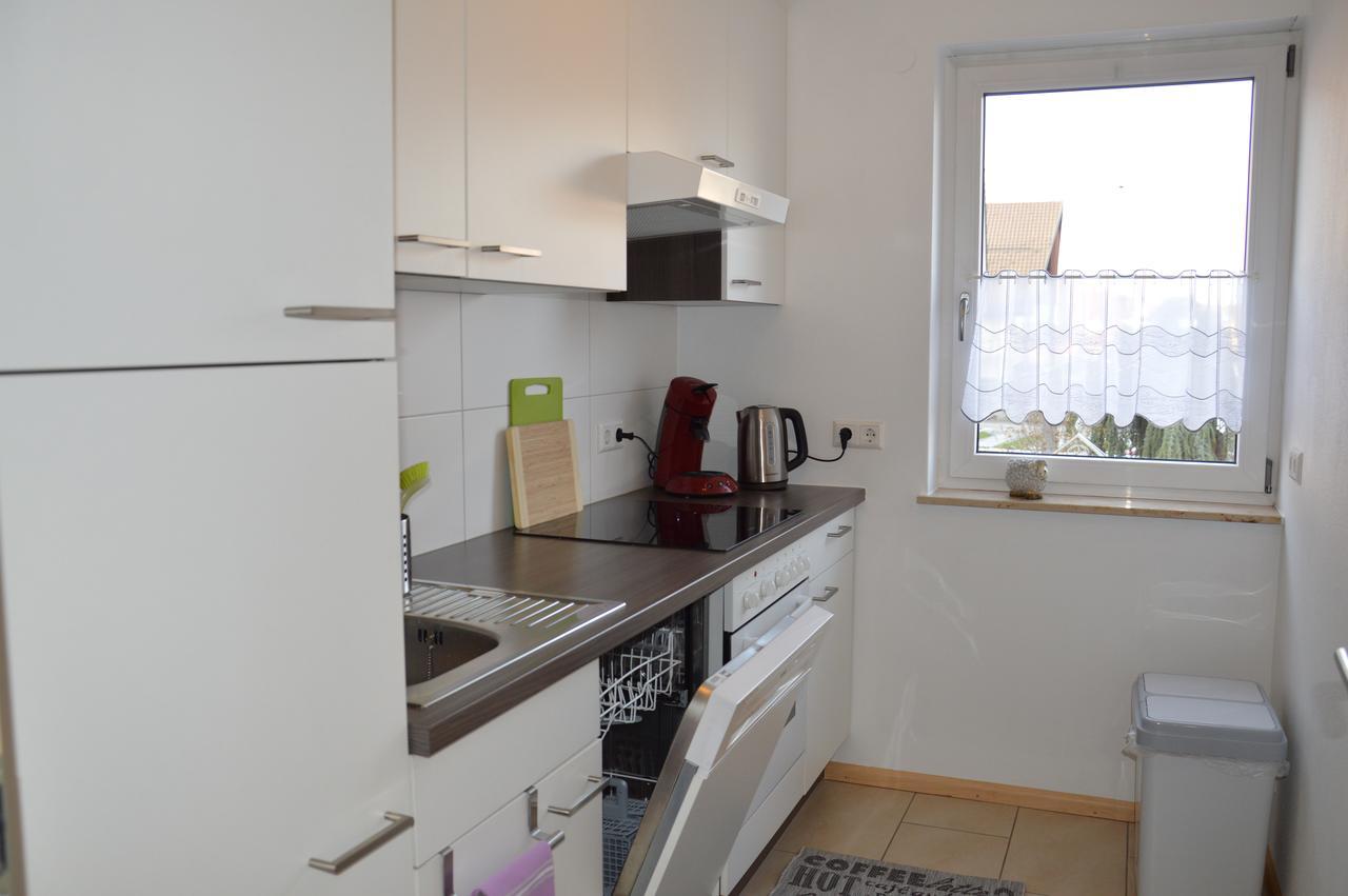 Ferienwohnung Am Brunnen  Rheinhausen Exterior foto