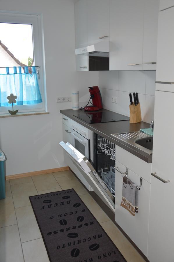 Ferienwohnung Am Brunnen  Rheinhausen Exterior foto